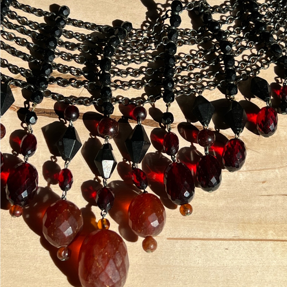 Vintage choker